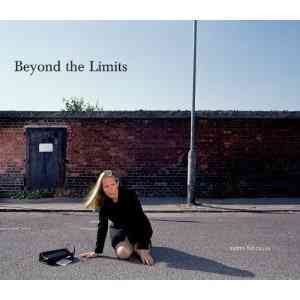 Beyond the limits : Mitra Tabrizian / [essays by Stuart Hall, Francette Pacteau and Christopher Williams].
